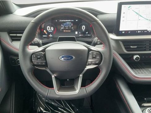 Used 2025 Ford Explorer ST-Line w/ Premium Package RWD image 10
