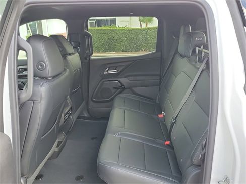 New 2026 Chevrolet Silverado EV LT image 12