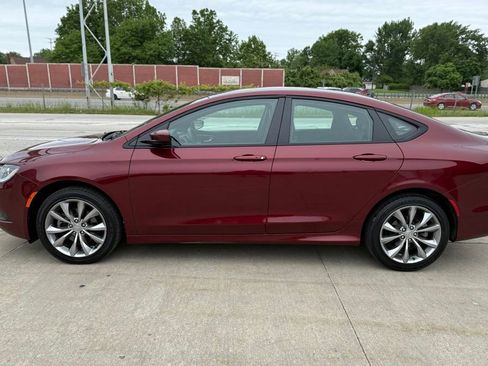 Used 2016 Chrysler 200 S w/ Navigation & Sound Group I FWD image 13