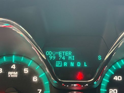 Used 2017 Chevrolet Traverse LT w/ Style and Technology Package FWD image 22