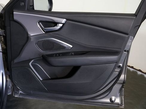 Used 2024 Acura RDX SH-AWD image 32