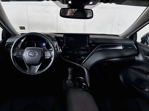 Used 2024 Toyota Camry XSE FWD image 12