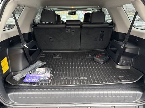 Used 2023 Toyota 4Runner Limited image 11