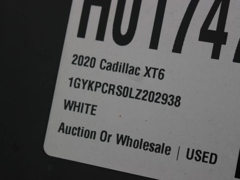 Used 2020 Cadillac XT6 Premium Luxury image 45