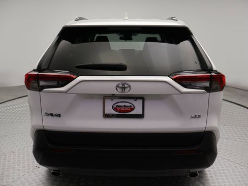 Certified 2025 Toyota RAV4 XLE FWD image 10