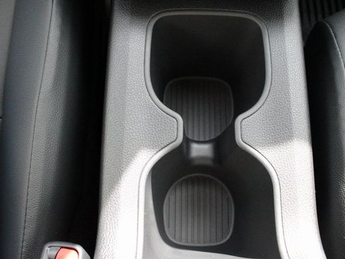 New 2026 Toyota Corolla Cross XLE image 38