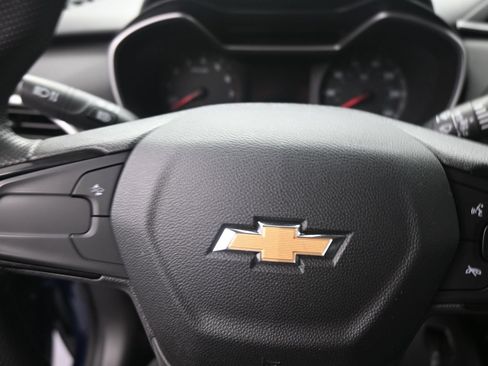 Used 2023 Chevrolet TrailBlazer LS FWD image 16