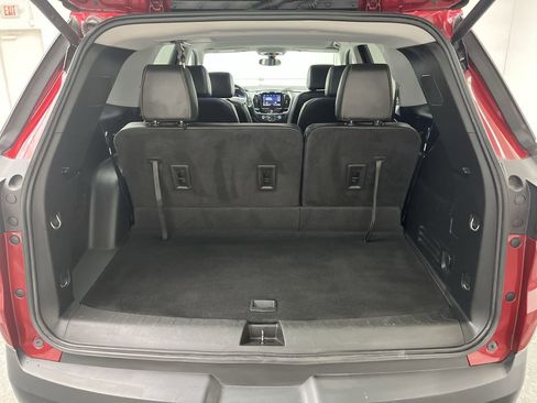 Used 2020 Chevrolet Traverse LT w/ LPO, Floor Liner Package image 29