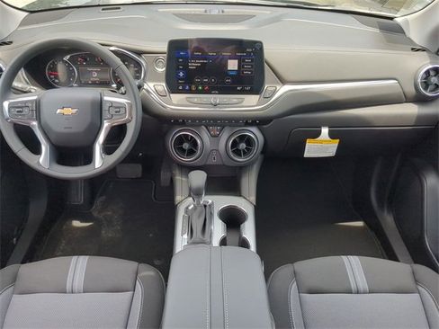 New 2025 Chevrolet Blazer LT w/ Midnight/Sport Edition image 15