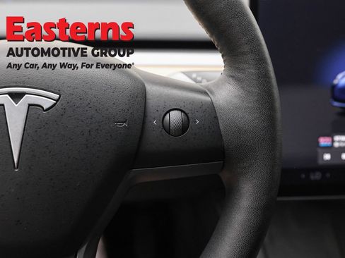 Used 2023 Tesla Model 3 Standard Range RWD image 16