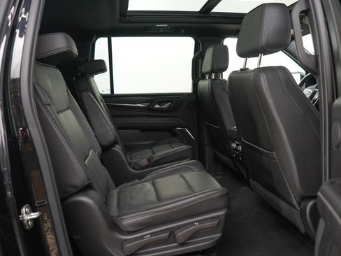 Used 2021 GMC Yukon XL Denali AWD/4WD image 13