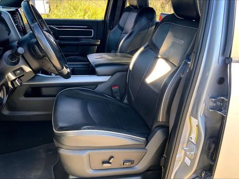 Used 2022 RAM 2500 Laramie w/ Night Edition image 14