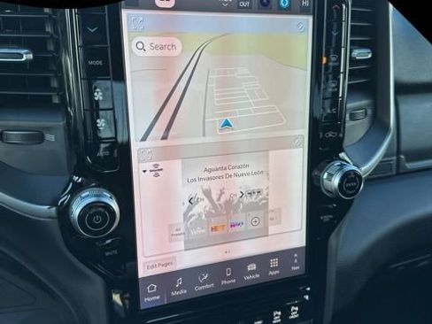 Used 2025 RAM 2500 Big Horn image 25