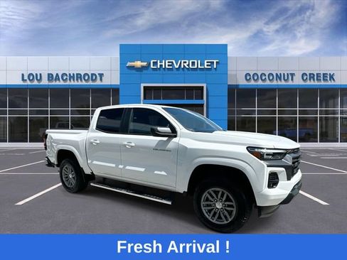 Used 2023 Chevrolet Colorado LT w/ LT Convenience Package III RWD image 2