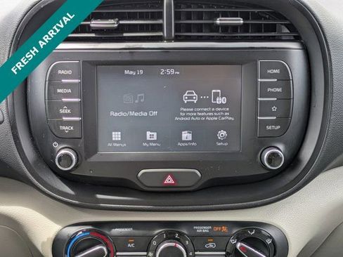 Used 2021 Kia Soul LX FWD image 17