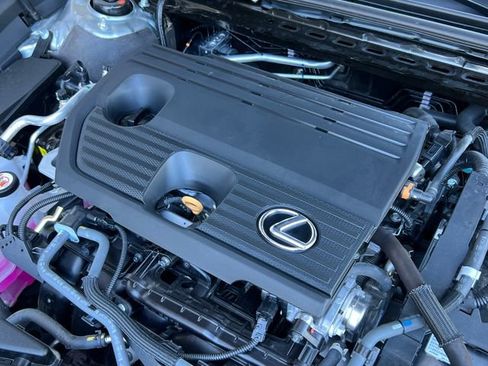 Used 2025 Lexus ES 300h w/ Premium Package FWD image 54