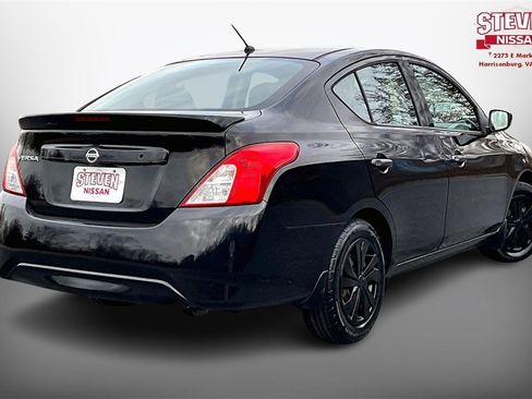 Used 2017 Nissan Versa S Plus image 6