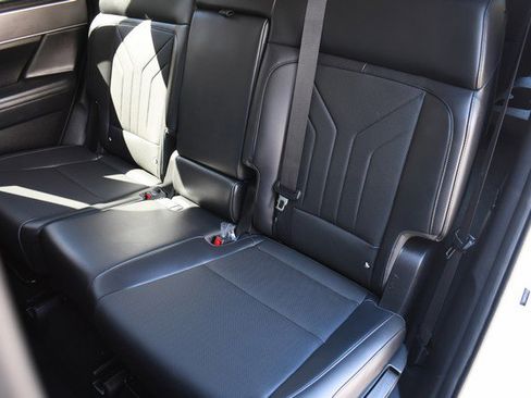 Used 2025 Hyundai Santa Fe SEL image 22