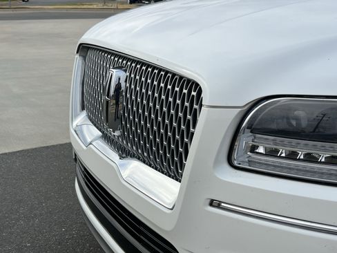 Used 2020 Lincoln Navigator Reserve w/ Luxury Package image 13