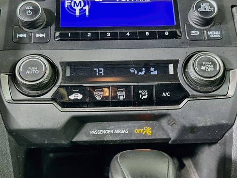 Used 2017 Honda Civic Sport image 23