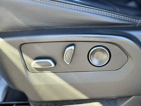 Used 2021 GMC Yukon Denali w/ Denali Ultimate Package image 22