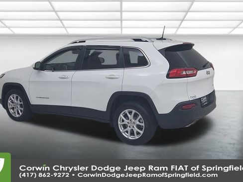 Certified 2018 Jeep Cherokee Latitude Plus image 10