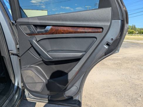 Used 2018 Audi Q5 2.0T Premium AWD/4WD image 18