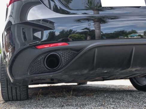 Used 2020 Alfa Romeo Giulia w/ Quick Order Package 22K Sport image 8