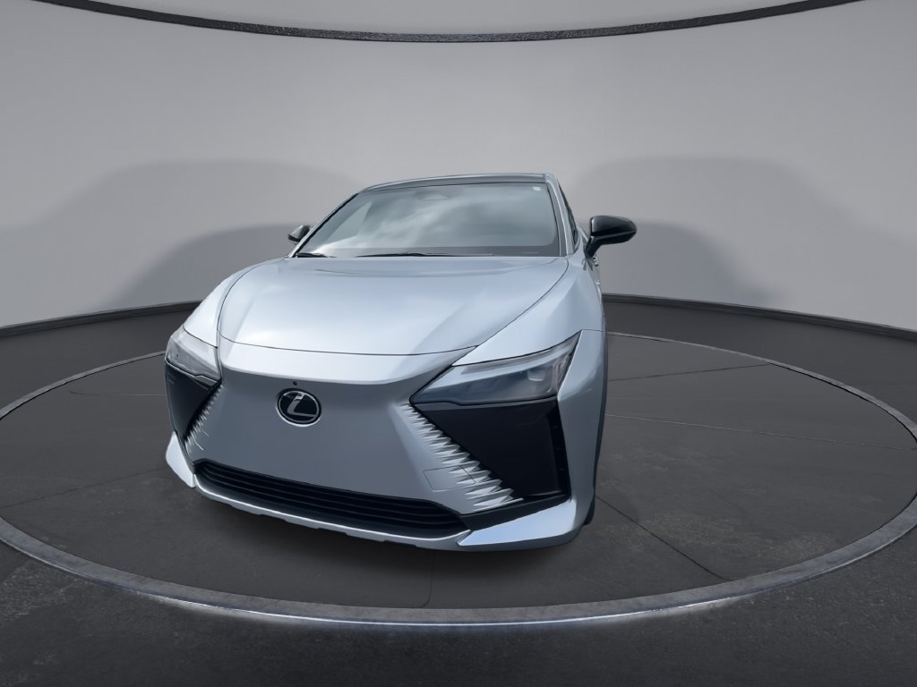 Used 2024 Lexus RZ 300e Premium w/ Accessory Package (Z1) FWD image 4