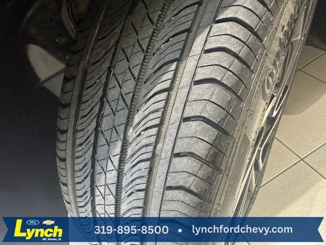 Used 2025 Chevrolet TrailBlazer RS w/ Convenience Package AWD/4WD image 29