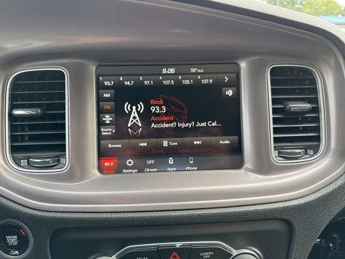 Used 2023 Dodge Charger SXT image 27