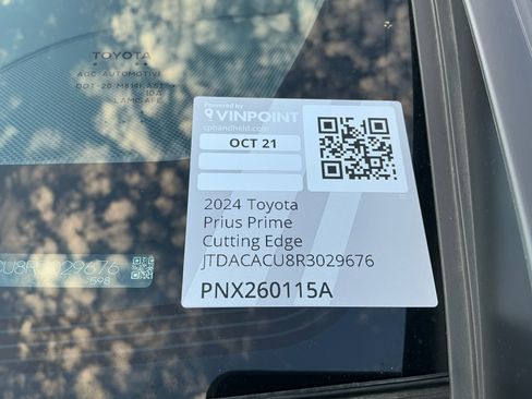 Used 2024 Toyota Prius Prime Premium image 24