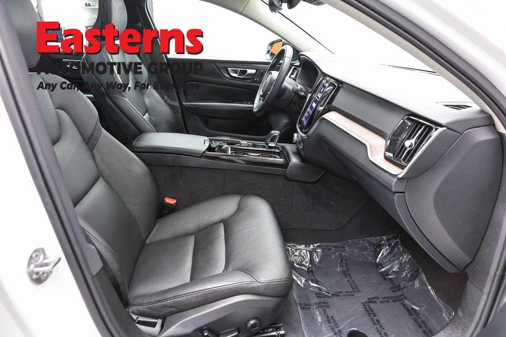 Used 2023 Volvo S60 T8 Plus AWD/4WD image 24