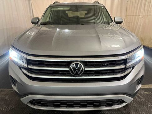 Certified 2022 Volkswagen Atlas SE image 3