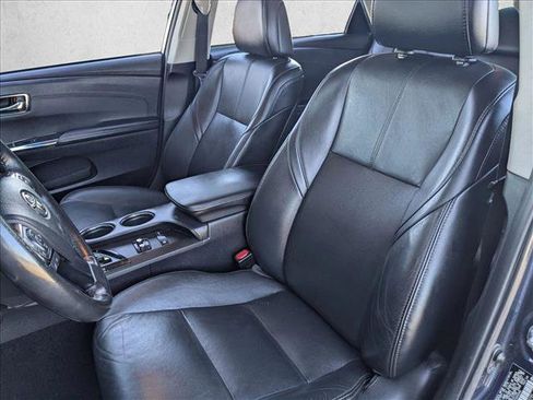 Used 2016 Toyota Avalon XLE Premium image 18
