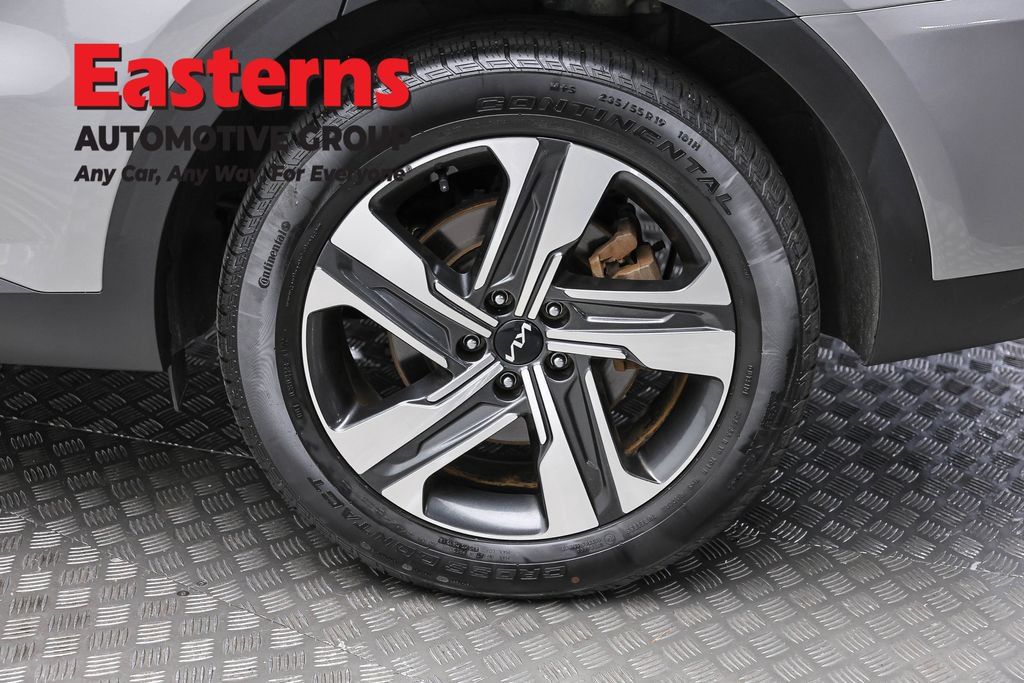 Used 2023 Kia Sorento EX AWD/4WD image 10