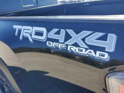 Used 2023 Toyota Tacoma TRD Off-Road image 40