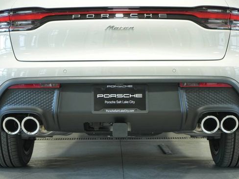 New 2025 Porsche Macan image 38