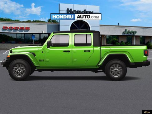 New 2025 Jeep Gladiator Sport image 2