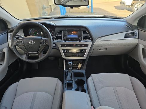 Used 2016 Hyundai Sonata SE image 22
