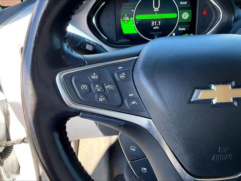 Used 2021 Chevrolet Bolt Premier w/ Infotainment Package image 23