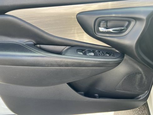 Used 2017 Nissan Murano S w/ Navigation Package AWD/4WD image 8