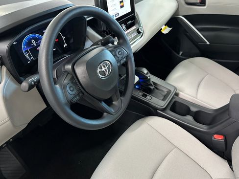 New 2026 Toyota Corolla Cross L image 10
