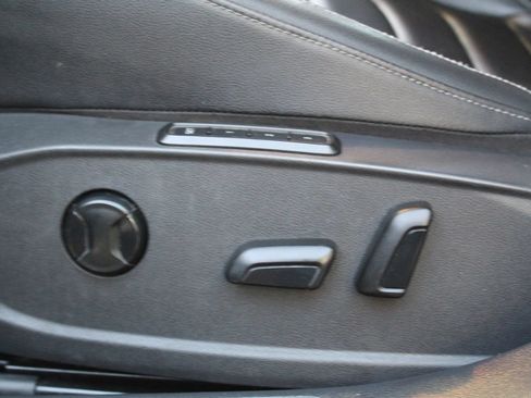 Used 2019 Volkswagen Jetta SEL Premium FWD image 29