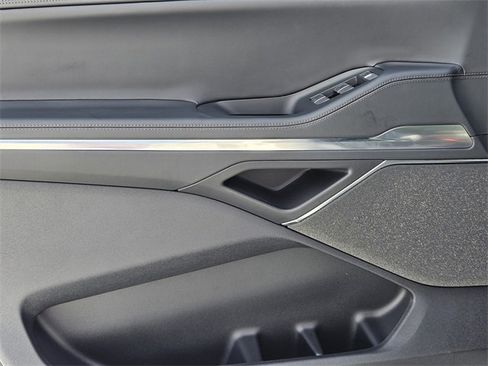 New 2025 Lincoln Navigator Reserve w/ Jet Appearance Package image 21