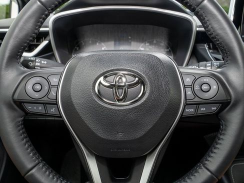 Certified 2025 Toyota Corolla SE image 20