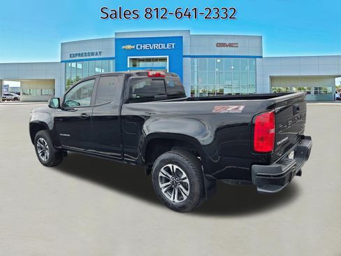 Used 2021 Chevrolet Colorado Z71 AWD/4WD image 5