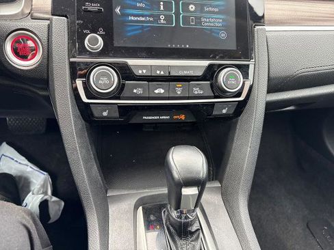 Used 2019 Honda Civic EX image 17