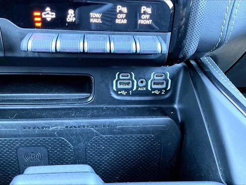 Used 2022 RAM 1500 Limited w/ Body Color Bumper Group AWD/4WD image 16