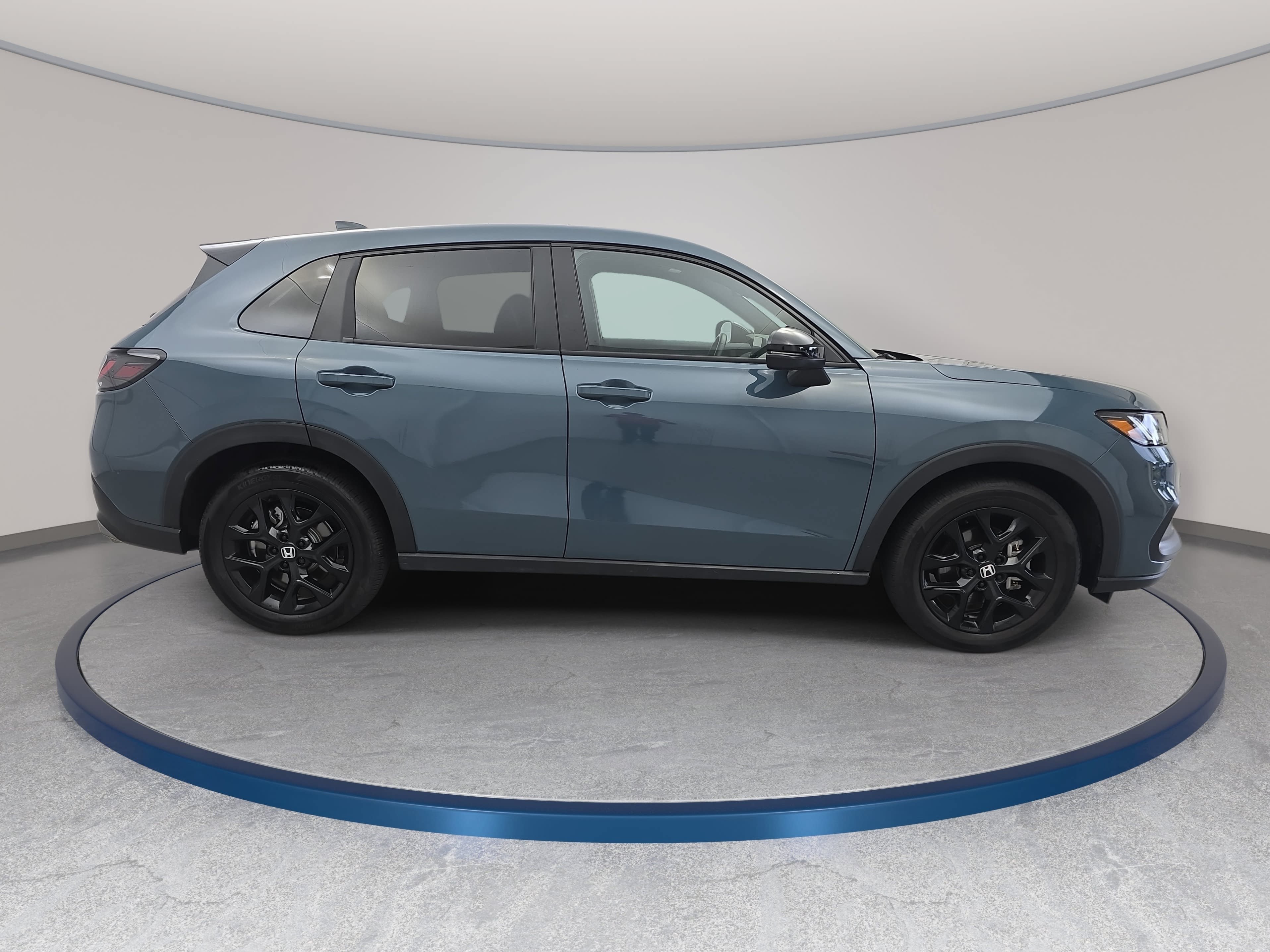 Used 2023 Honda HR-V Sport image 4